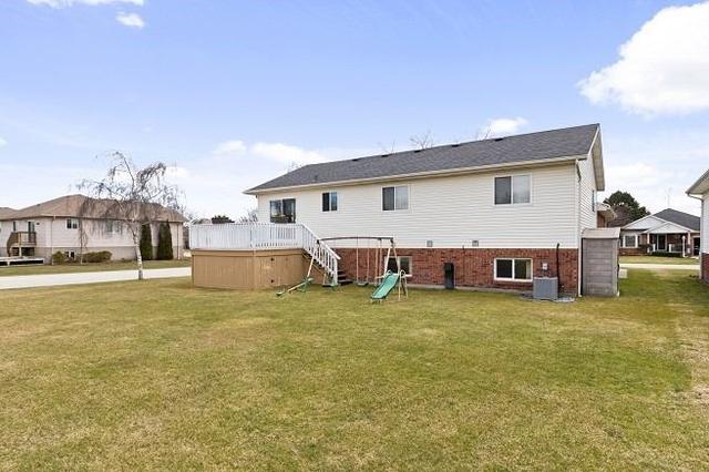 15 Sandy Lake Dr, House detached with 3 bedrooms, 2 bathrooms and 2 parking in Leamington ON | Image 25