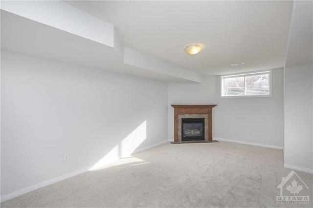 617 Gazebo Street, Townhouse with 3 bedrooms, 3 bathrooms and 3 parking in Ottawa ON | Image 25