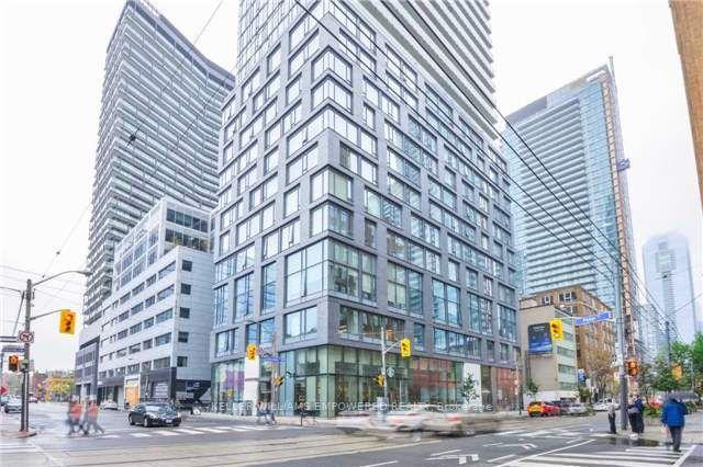 1802 - 101 Peter St, Condo with 0 bedrooms, 1 bathrooms and 0 parking in Toronto ON | Image 1