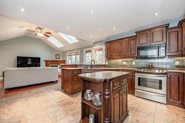 24 River Run Road, House detached with 4 bedrooms, 3 bathrooms and 6 parking in Mapleton ON | Image 8