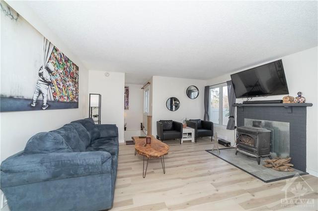 170 Rushford Private, Townhouse with 3 bedrooms, 3 bathrooms and 3 parking in Ottawa ON | Image 7