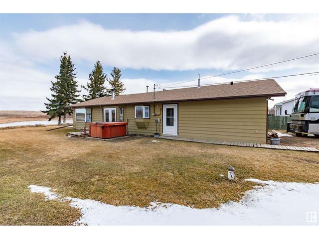 5 - 51263 Rge Rd 204, House detached with 4 bedrooms, 2 bathrooms and null parking in Strathcona County AB | Image 31