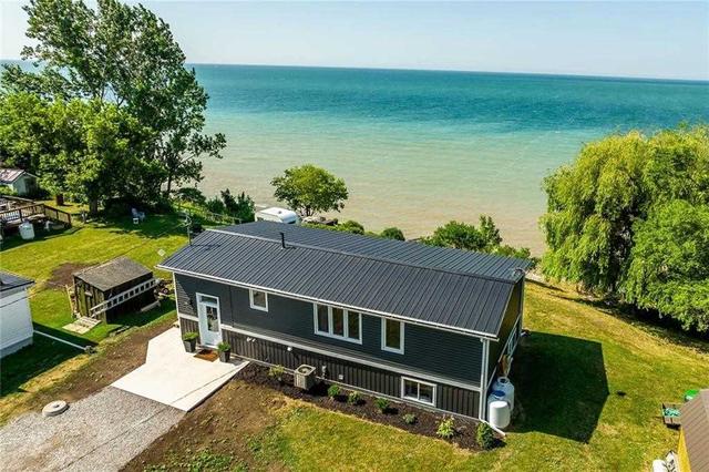 402 South Coast Dr, House detached with 2 bedrooms, 1 bathrooms and 1 parking in Haldimand County ON | Image 35