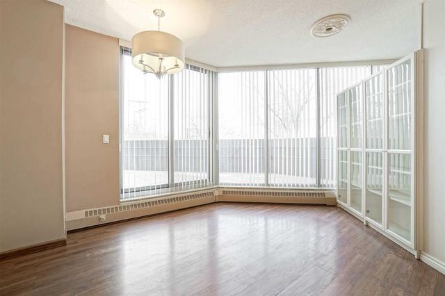 101 - 3 Duplex Ave, Condo with 1 bedrooms, 2 bathrooms and 1 parking in Toronto ON | Image 4
