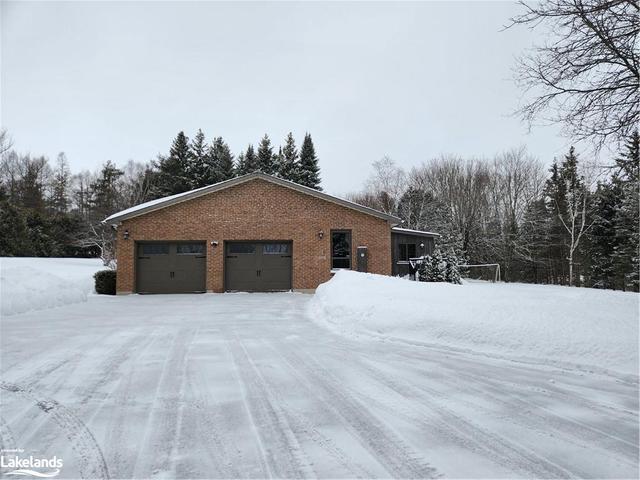 1023 15 Line N, House detached with 5 bedrooms, 3 bathrooms and 10 parking in Oro Medonte ON | Image 17
