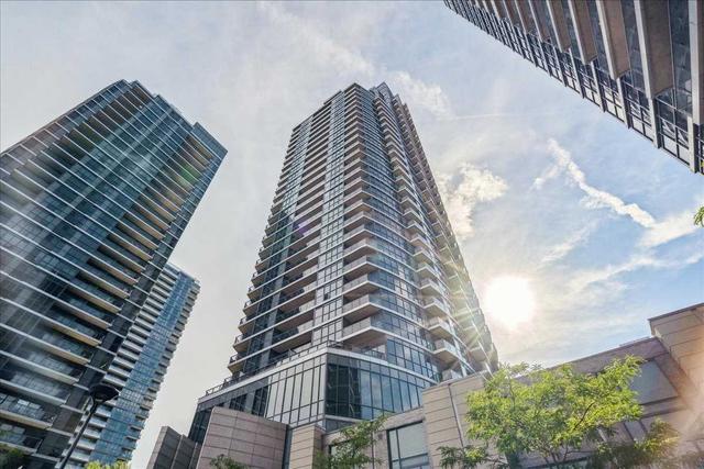 2707 - 5 Valhalla Inn Rd, Condo with 1 bedrooms, 1 bathrooms and 1 parking in Toronto ON | Card Image