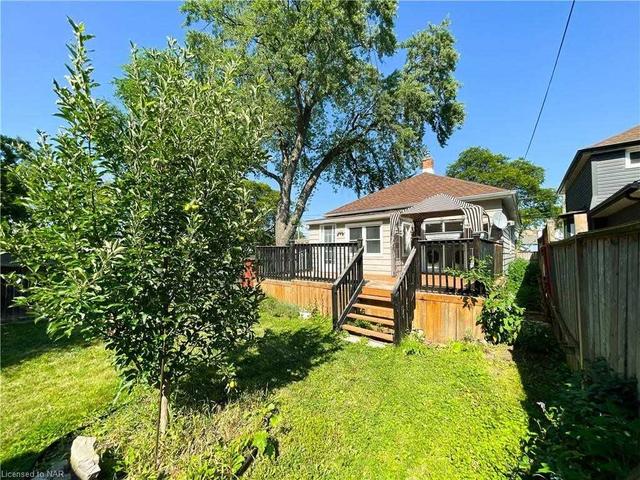 75 Henry St, House detached with 2 bedrooms, 2 bathrooms and 1 parking in St. Catharines ON | Image 22