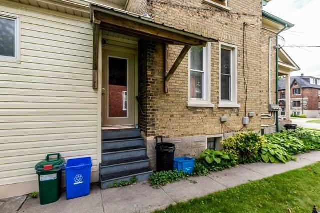 313 Wellington St N, House detached with 2 bedrooms, 4 bathrooms and 6 parking in Kitchener ON | Image 3