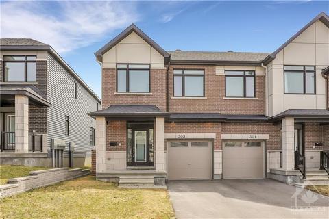 303 Broadridge Crescent, Townhouse with 3 bedrooms, 3 bathrooms and 3 parking in Ottawa ON | Card Image