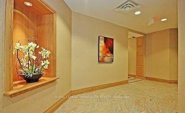 ph11 - 5508 Yonge St, Condo with 1 bedrooms, 1 bathrooms and 1 parking in Toronto ON | Image 3