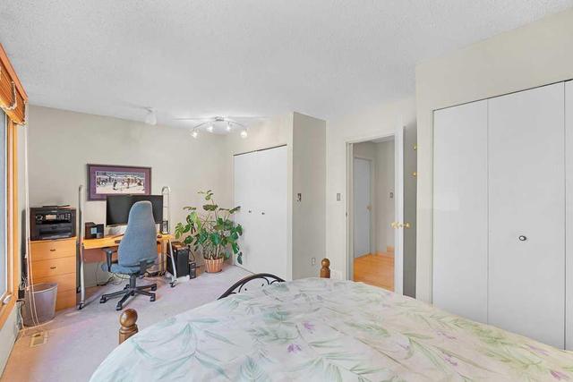 28 Point Mckay Court Nw, Home with 2 bedrooms, 1 bathrooms and 2 parking in Calgary AB | Image 25