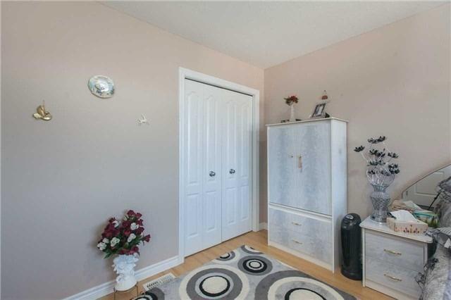 09 - 55 Mooregate Cres, Townhouse with 3 bedrooms, 3 bathrooms and 1 parking in Kitchener ON | Image 15