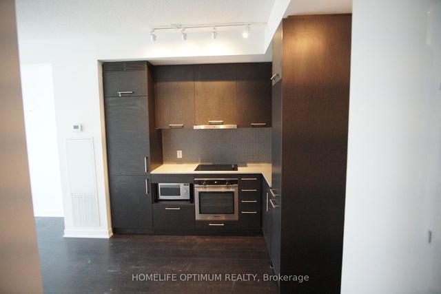 3516 - 87 Peter St, Condo with 1 bedrooms, 1 bathrooms and 0 parking in Toronto ON | Image 14