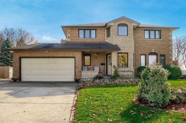 26 Foxwood Cres, House detached with 4 bedrooms, 4 bathrooms and 7 parking in Guelph ON | Image 1