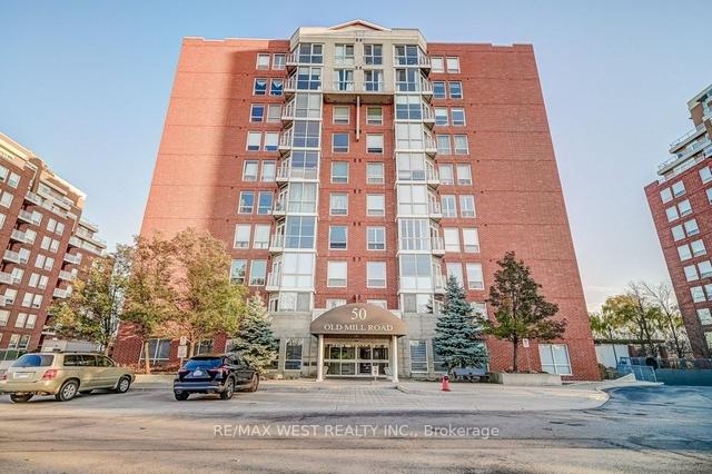 lph2 - 50 Old Mill Rd, Condo with 2 bedrooms, 3 bathrooms and 3 parking in Oakville ON | Image 1