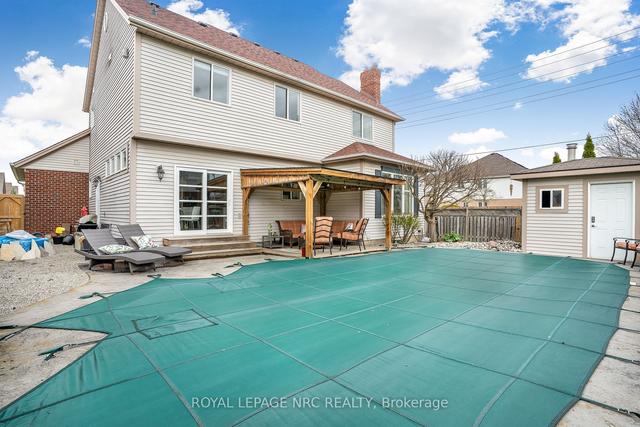 2 Briarwood Dr, House detached with 3 bedrooms, 3 bathrooms and 4 parking in St. Catharines ON | Image 27