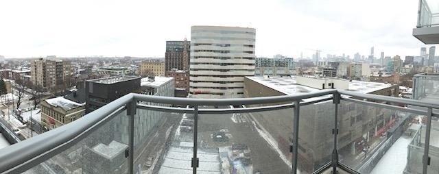 1012 - 525 Adelaide St, Condo with 2 bedrooms, 2 bathrooms and 1 parking in Toronto ON | Image 2