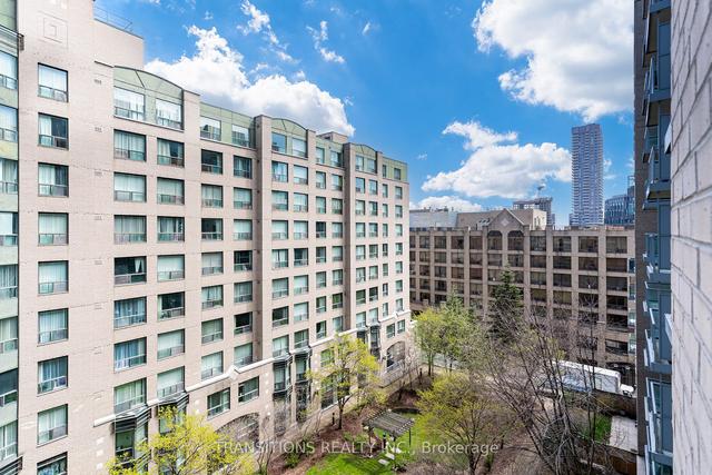 723 - 109 Front St E, Condo with 1 bedrooms, 1 bathrooms and 0 parking in Toronto ON | Image 16