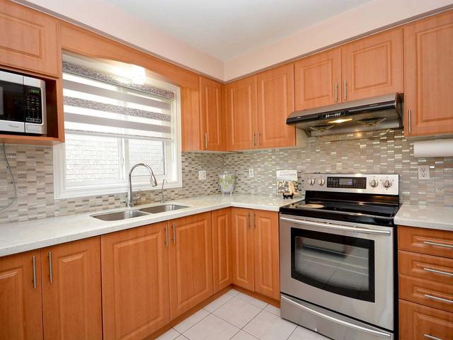 50 Octillo Blvd, House detached with 4 bedrooms, 3 bathrooms and 6 parking in Brampton ON | Image 11