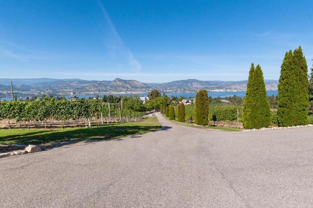 3260 Mckay Road, House detached with 4 bedrooms, 3 bathrooms and 4 parking in Okanagan Similkameen E BC | Image 11