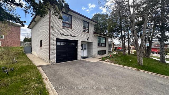 1 Stanwood Cres, House detached with 4 bedrooms, 3 bathrooms and 5 parking in Toronto ON | Image 1