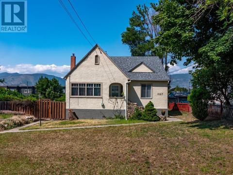 1027 Government Street, Penticton, BC, V2A4T9 | Card Image