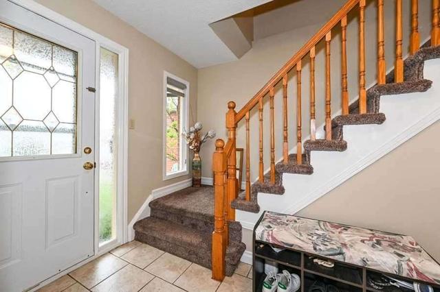 80 Cassander Cres, House detached with 3 bedrooms, 2 bathrooms and 3 parking in Brampton ON | Image 16
