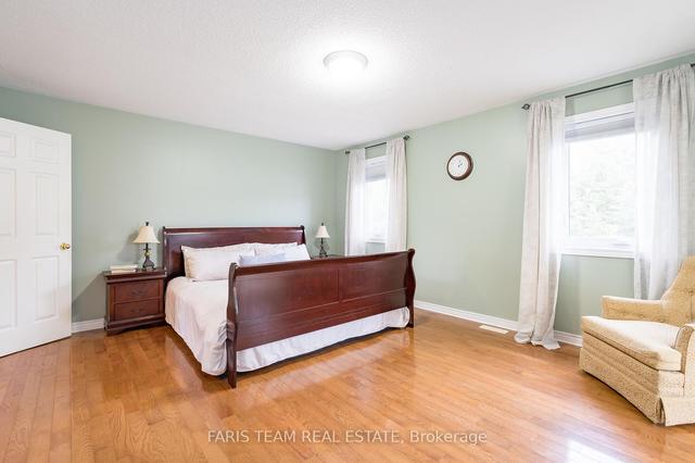 4 Elmbrook Dr, House detached with 4 bedrooms, 3 bathrooms and 4 parking in Barrie ON | Image 10