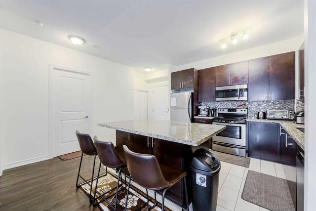 1604 - 135 Wynford Dr, Condo with 3 bedrooms, 2 bathrooms and 2 parking in Toronto ON | Image 2