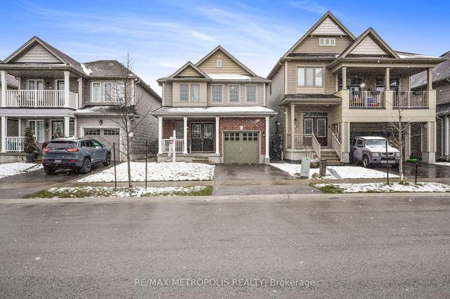 8484 Sweet Chestnut Dr, House detached with 3 bedrooms, 3 bathrooms and 2 parking in Niagara Falls ON | Image 1