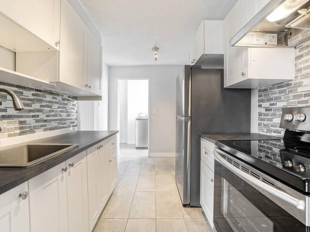 1003 - 3170 Kirwin Ave, Condo with 3 bedrooms, 2 bathrooms and 1 parking in Mississauga ON | Image 21