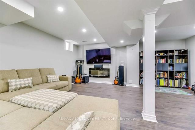 5690 Freshwater Dr, House detached with 4 bedrooms, 4 bathrooms and 3 parking in Mississauga ON | Image 15