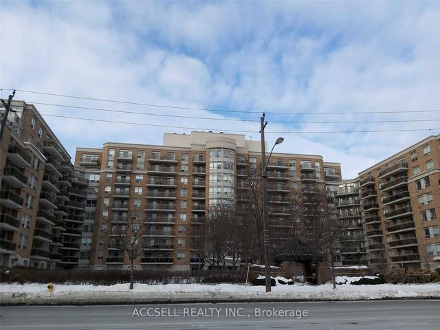 818 - 650 Lawrence Ave W, Condo with 1 bedrooms, 1 bathrooms and 0 parking in Toronto ON | Image 1