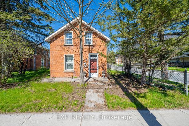 785 George St N, House detached with 5 bedrooms, 3 bathrooms and 3 parking in Peterborough ON | Image 1