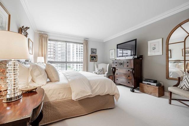 707 - 70 Rosehill Ave, Condo with 2 bedrooms, 3 bathrooms and 2 parking in Toronto ON | Image 25