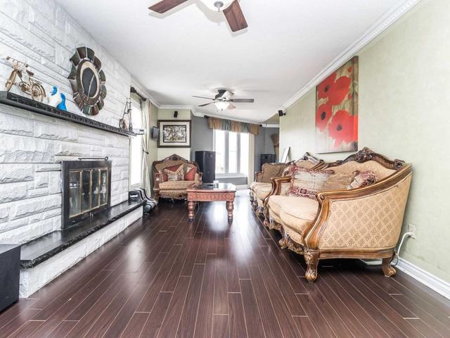 6 Butlers Crt, House detached with 5 bedrooms, 4 bathrooms and 9 parking in Brampton ON | Image 4