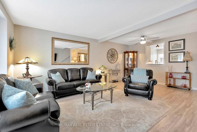 16 - 26 Poplar Dr, Townhouse with 3 bedrooms, 2 bathrooms and 1 parking in Cambridge ON | Image 6