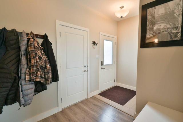 249 Crocus Terrace W, House detached with 3 bedrooms, 2 bathrooms and 4 parking in Lethbridge AB | Image 4