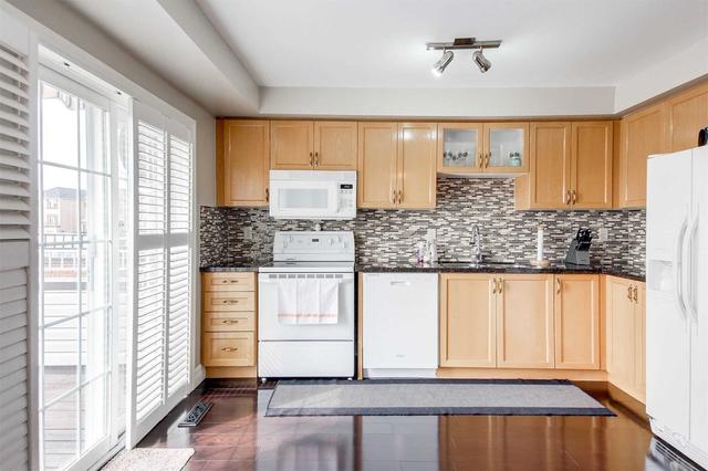 128 Via Cassia Dr, House detached with 3 bedrooms, 3 bathrooms and 4 parking in Toronto ON | Image 15