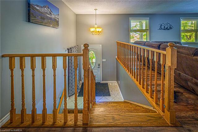 3820 Jamieson Road, House detached with 4 bedrooms, 3 bathrooms and 8 parking in South Frontenac ON | Image 11