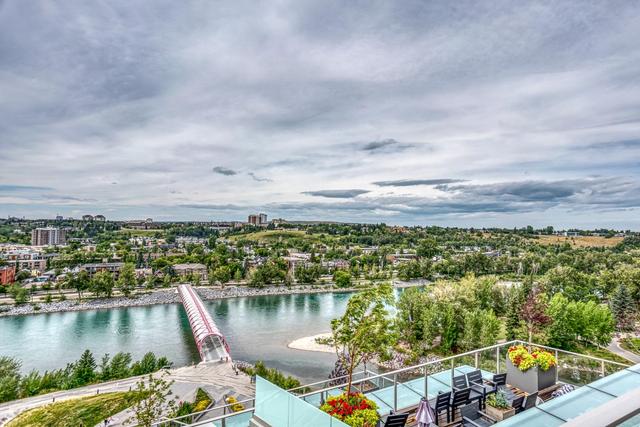 1307 - 738 1 Avenue Sw, Condo with 2 bedrooms, 2 bathrooms and 4 parking in Calgary AB | Image 38