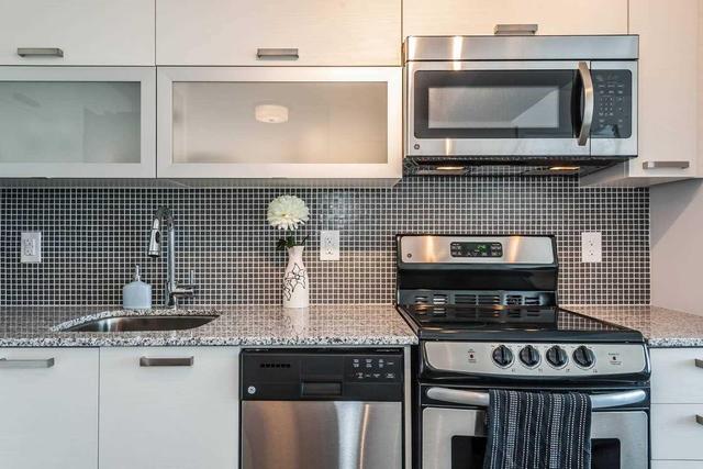 Lph18E - 36 Lisgar St, Condo with 2 bedrooms, 2 bathrooms and null parking in Toronto ON | Image 6