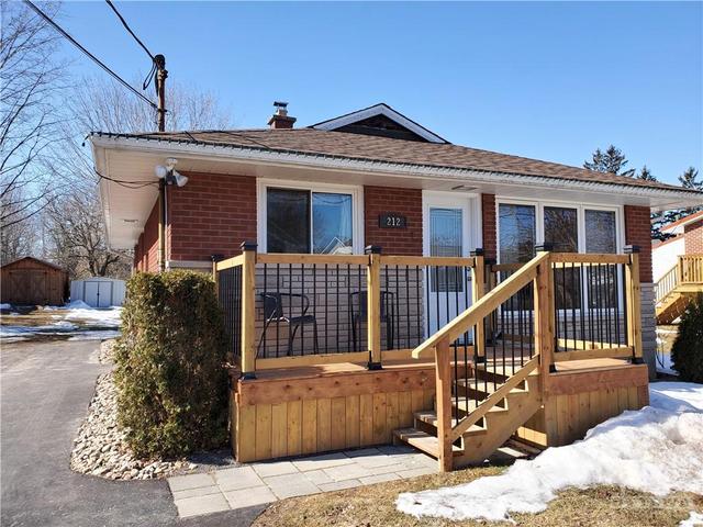212 Jack Street, House detached with 3 bedrooms, 1 bathrooms and 5 parking in North Grenville ON | Image 1
