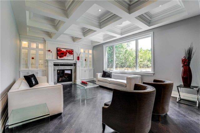 217 Church St, House detached with 5 bedrooms, 6 bathrooms and 14 parking in Markham ON | Image 2
