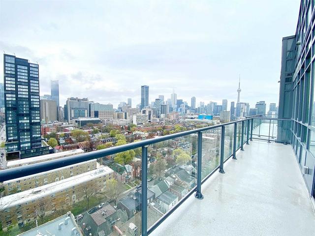 uph08 - 181 Huron St, Condo with 1 bedrooms, 1 bathrooms and 0 parking in Toronto ON | Image 6