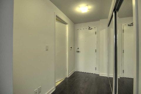 3201 - 12 York St, Condo with 1 bedrooms, 1 bathrooms and null parking in Toronto ON | Image 5