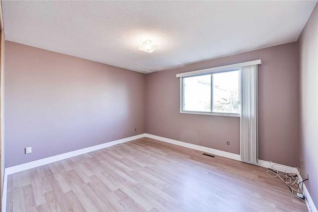 upper - 198 Robert Hicks Dr, House semidetached with 3 bedrooms, 2 bathrooms and 1 parking in Toronto ON | Image 10
