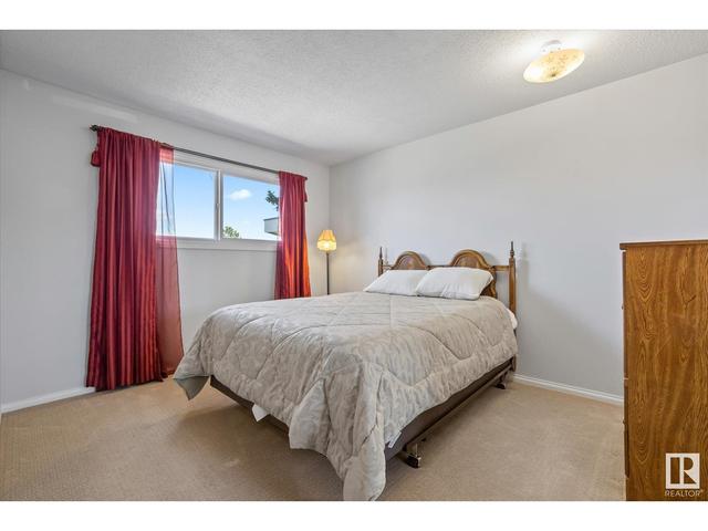 8223 34a Av Nw, House detached with 4 bedrooms, 2 bathrooms and null parking in Edmonton AB | Image 37