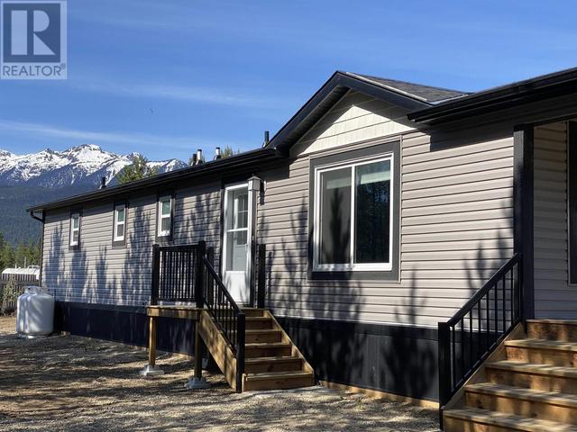 1471 - 8th Place, House other with 1 bedrooms, 2 bathrooms and null parking in Valemount BC | Image 9