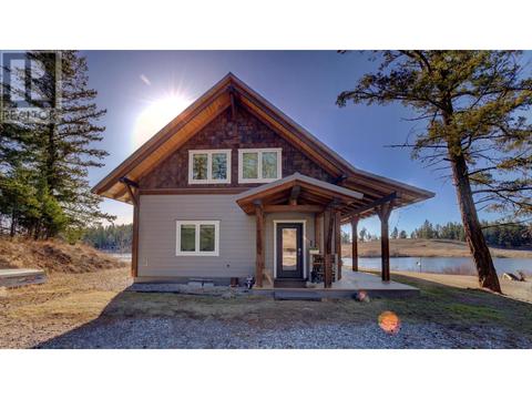 3112 Doctors Lake Road, House detached with 3 bedrooms, 3 bathrooms and null parking in Cariboo F BC | Card Image